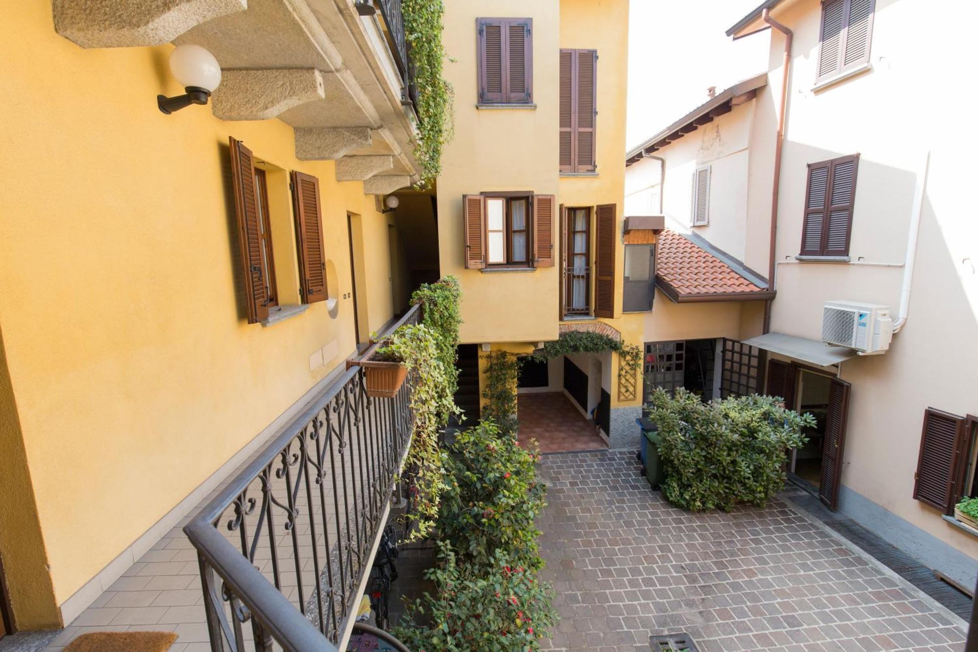 ホテル Antica Trattoria Dell'Uva モンツァ エクステリア 写真