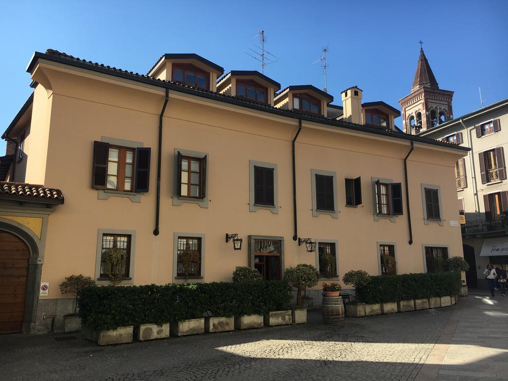 ホテル Antica Trattoria Dell'Uva モンツァ エクステリア 写真